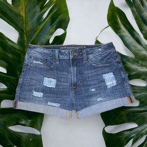 ✨AMERICAN EAGLE✨ Distressed Denim Shorts